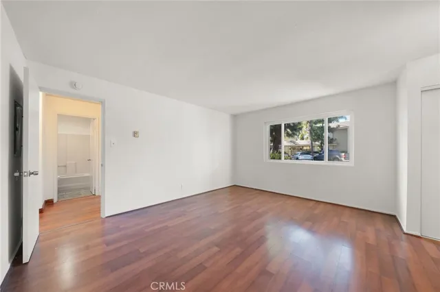 $439,000 | 5500-5500 Ackerfield Avenue, Unit 501, Long Beach, CA 90805