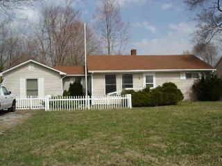 8750 Summerfield Road Lambertville, MI 48144 - Photo 1 of 5 350590.JPG