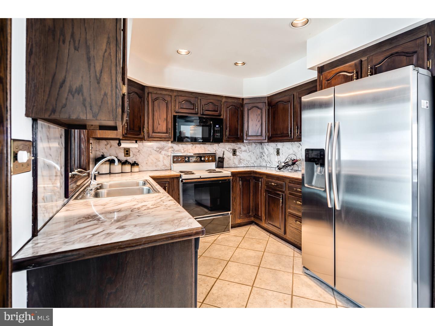 7 Prunewood Road Levittown, PA 19056 - Photo 8 of 20 Kitchen