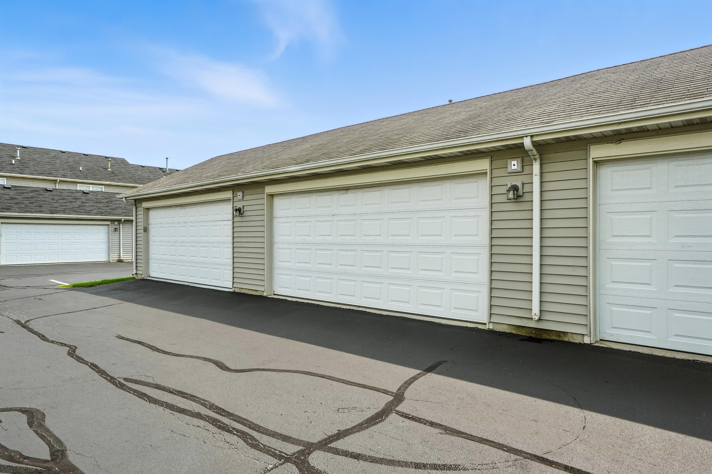 922 East 115th Place Crown Point, IN 46307 - Photo 19 of 23 a view of a garage