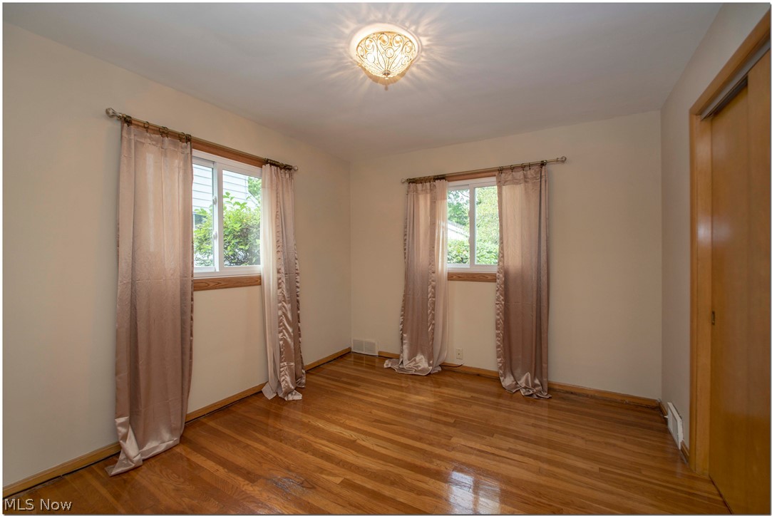 1348 Argonne Road Cleveland, OH 44121 - Photo 11 of 24 Gallery Image 11