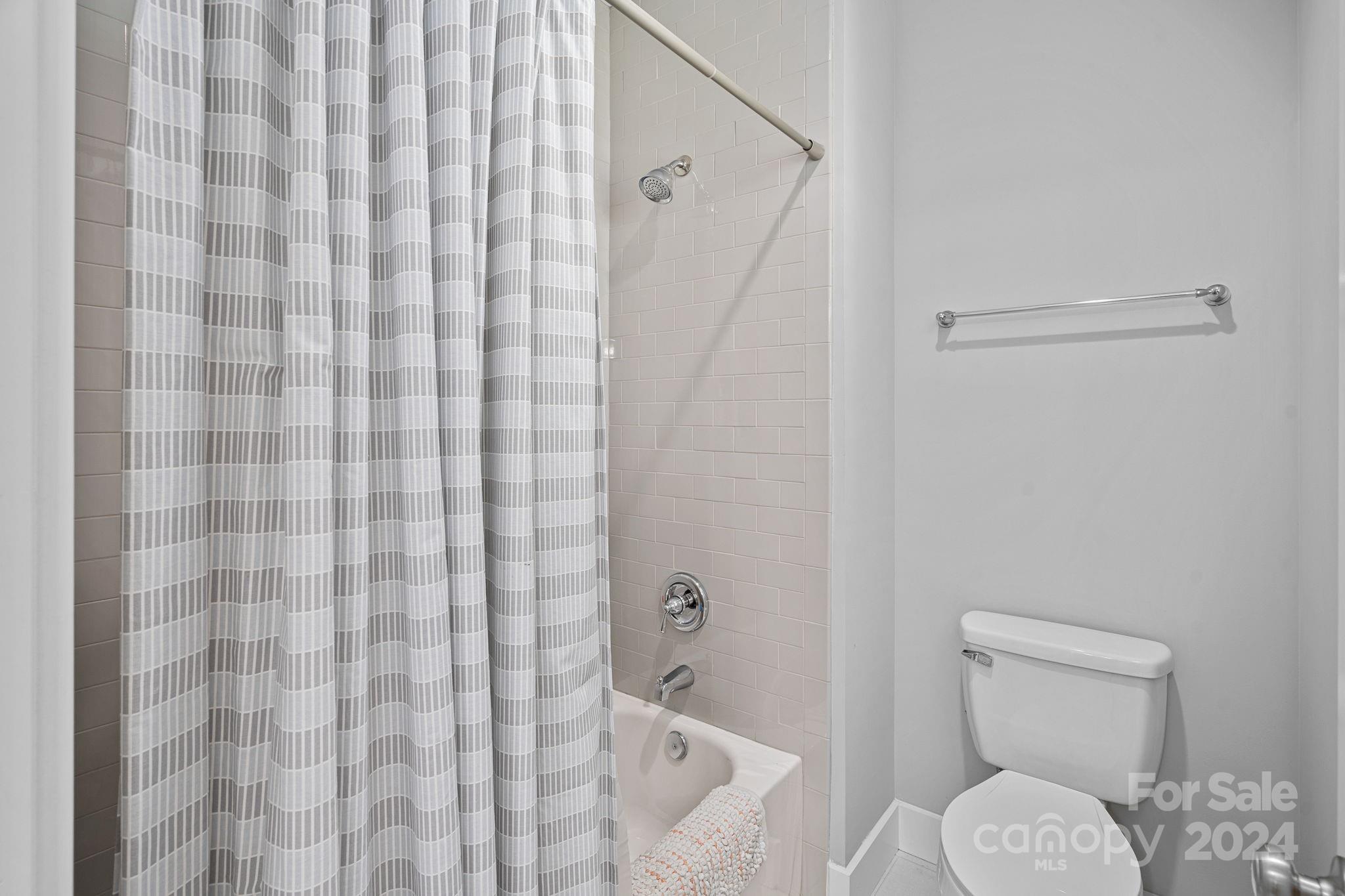 5205 Valley Stream Road Charlotte, NC 28209 - Photo 14 of 30 Gallery Image 14