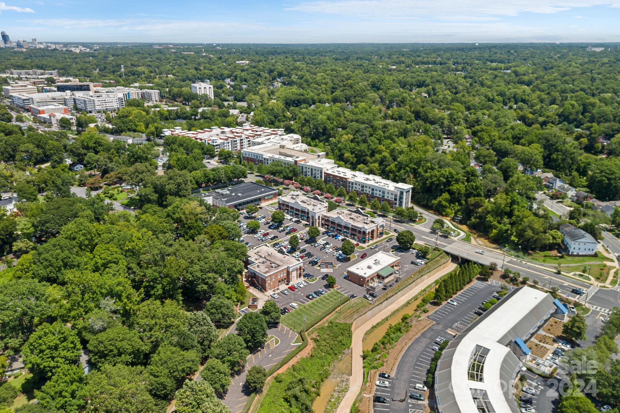 5205 Valley Stream Road Charlotte, NC 28209 - Photo 21 of 30 Gallery Image 21