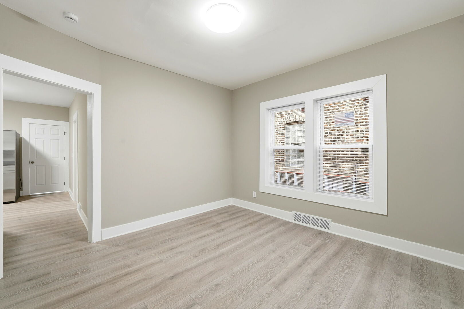 1217 North Harding Avenue, Unit 1 Chicago, IL 60651 - Photo 4 of 16