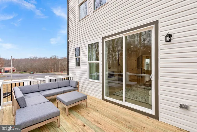 $779,990 | 2460 Mystic Maroon Terrace, Ashburn, VA 20147