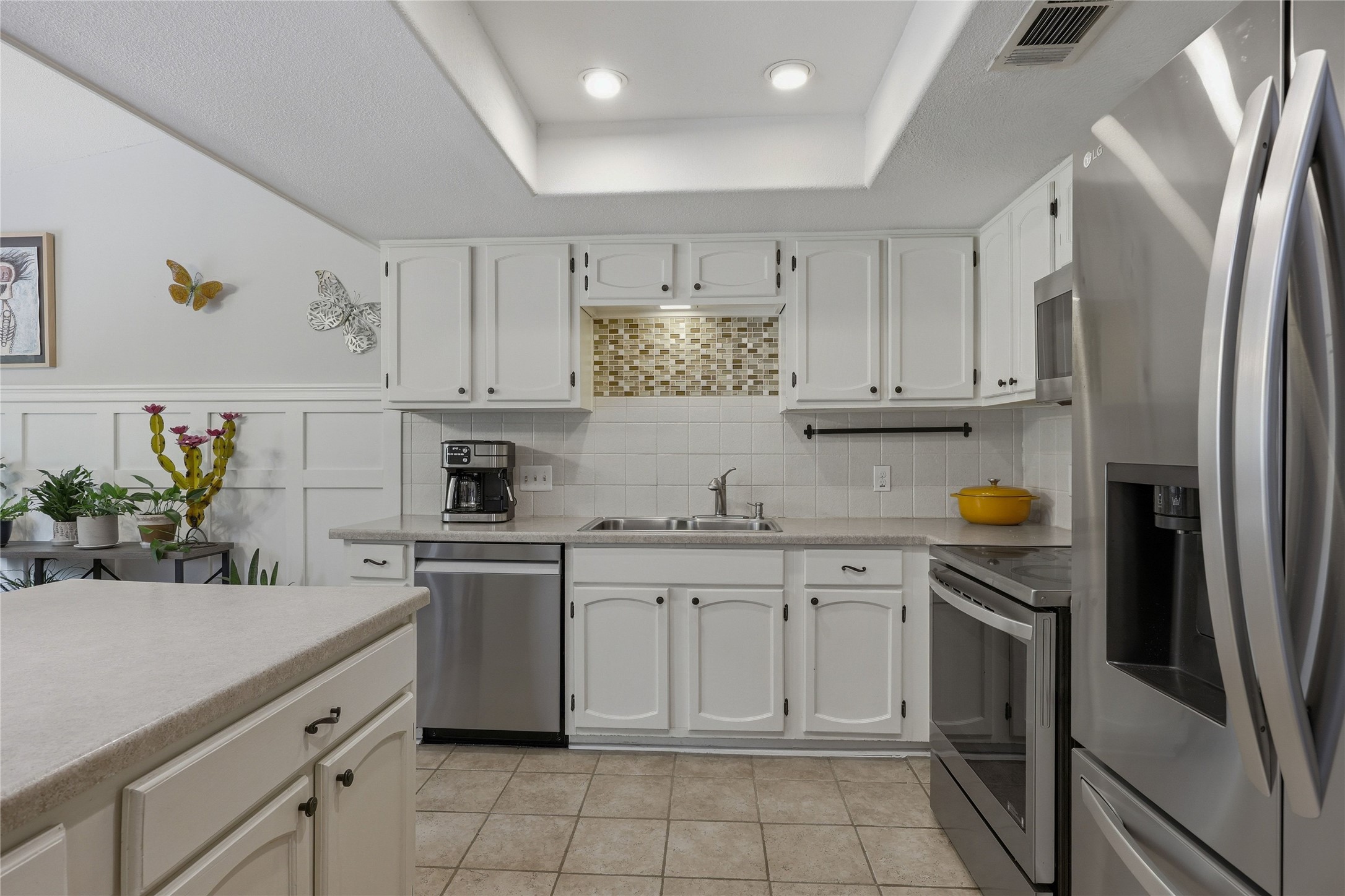 7516 Hemingway Street Austin, TX 78752 - Photo 9 of 34