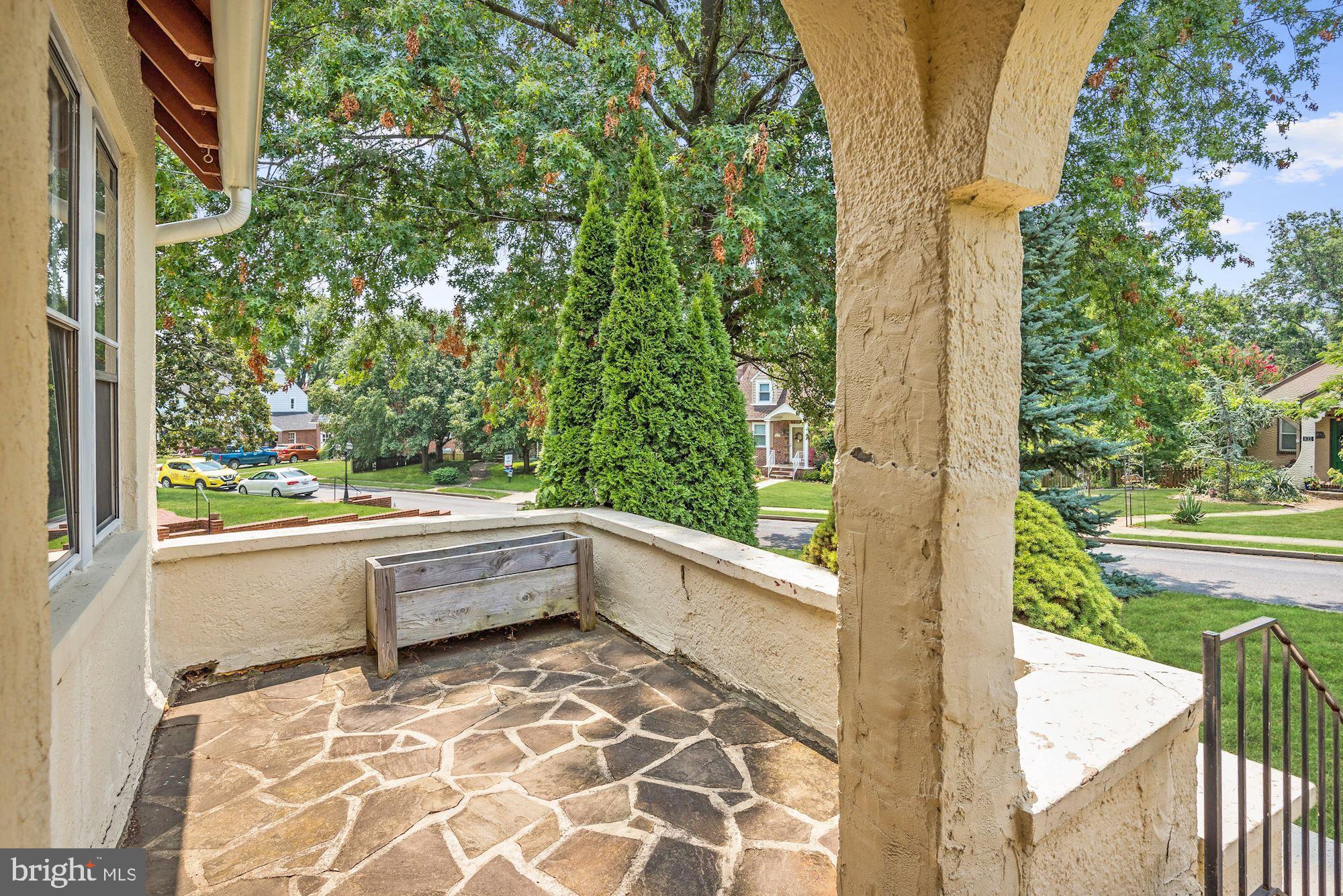 819 Warwick Road Baltimore, MD 21229 - Photo 16 of 23 Front Patio