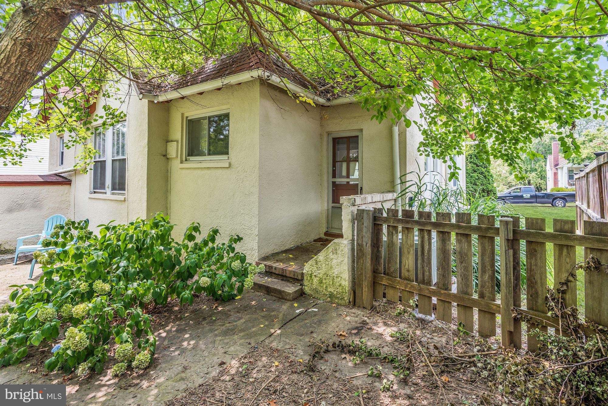 819 Warwick Road Baltimore, MD 21229 - Photo 18 of 23 Rear Exterior