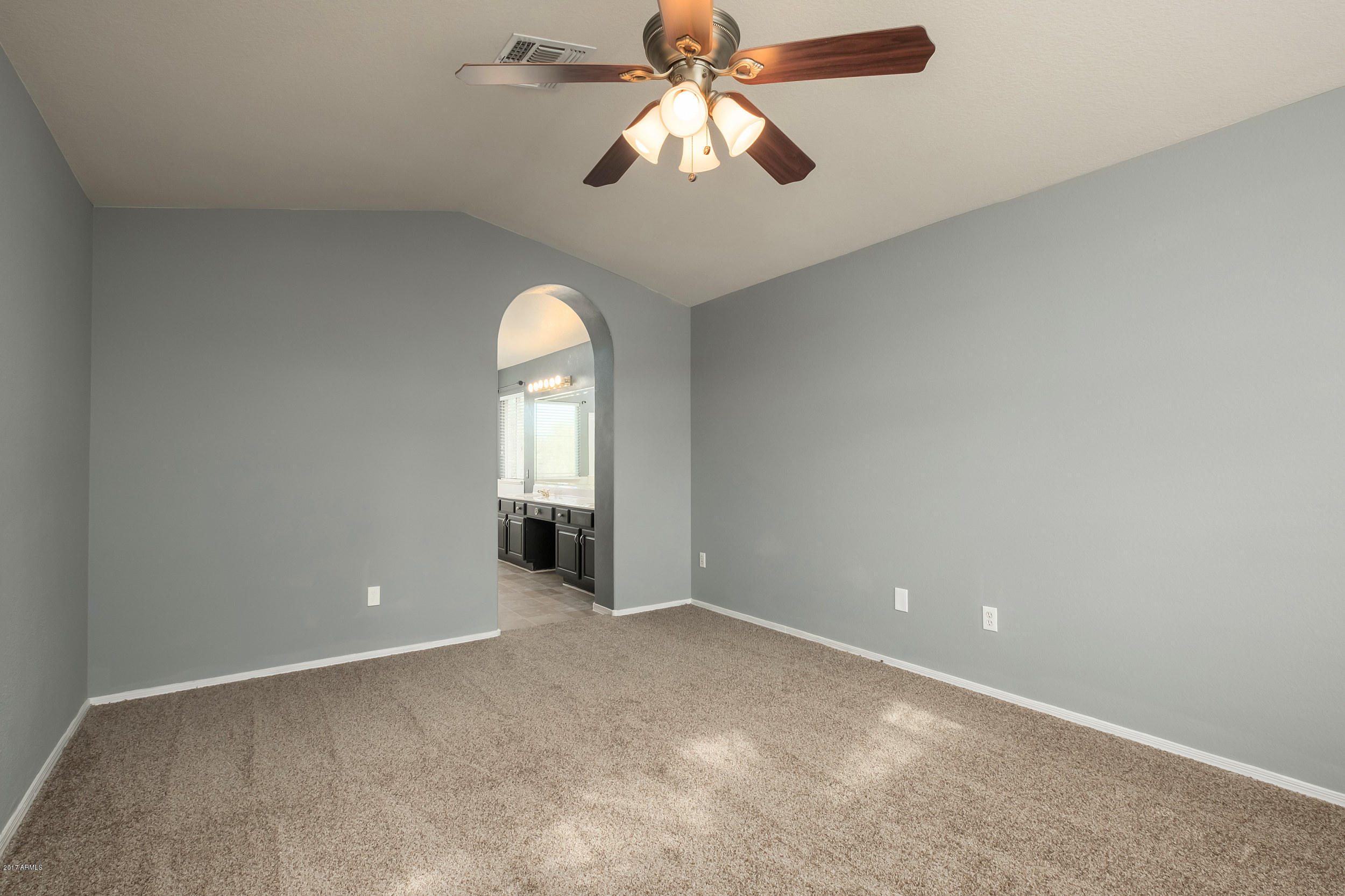 4540 East Rowel Road Phoenix, AZ 85050 - Photo 16 of 29 HRM-159_web