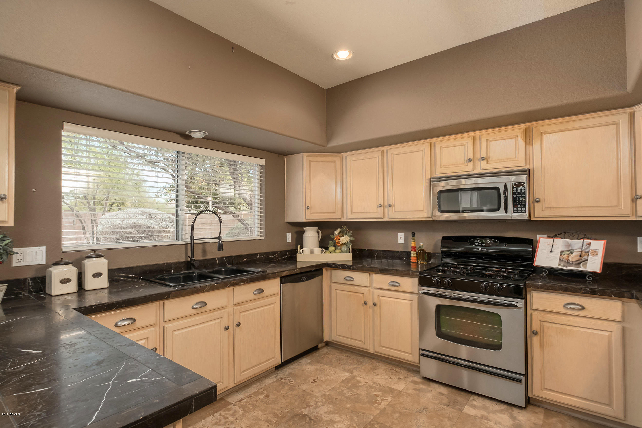 4540 East Rowel Road Phoenix, AZ 85050 - Photo 6 of 29 HRM-123_web