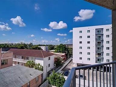 102 Southwest 6th Avenue, Unit 405 Miami, FL 33130 - Photo 19 of 34