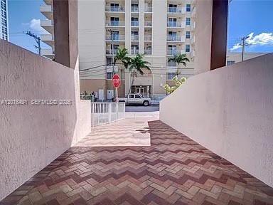 102 Southwest 6th Avenue, Unit 405 Miami, FL 33130 - Photo 2 of 34