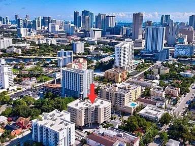 102 Southwest 6th Avenue, Unit 405 Miami, FL 33130 - Photo 26 of 34