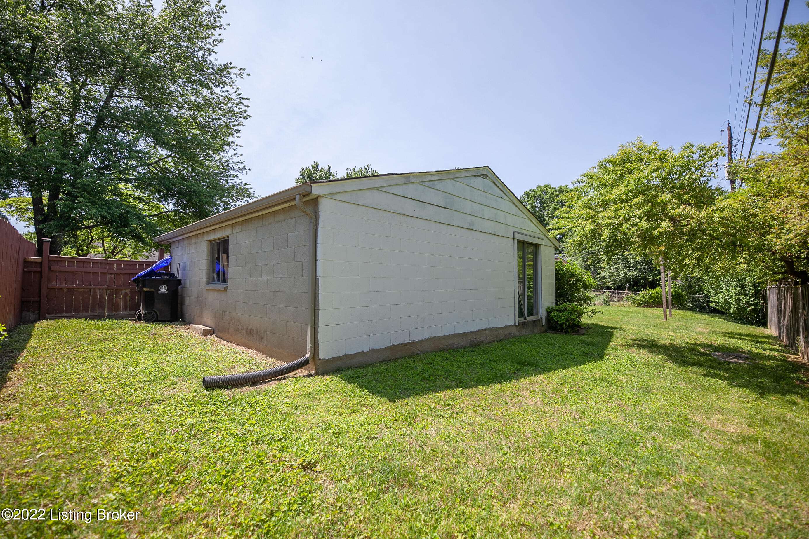 3907 Pembroke Road Louisville, KY 40220 - Photo 24 of 25 _MG_8515-HDR
