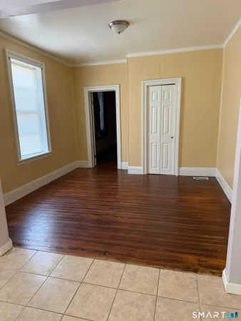 $1,750 | 152 Scott Street, Naugatuck, CT 06770