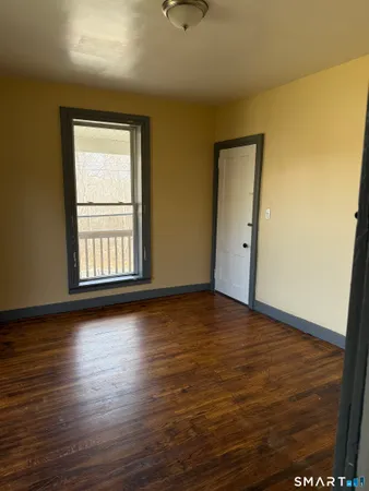 $1,750 | 152 Scott Street, Naugatuck, CT 06770