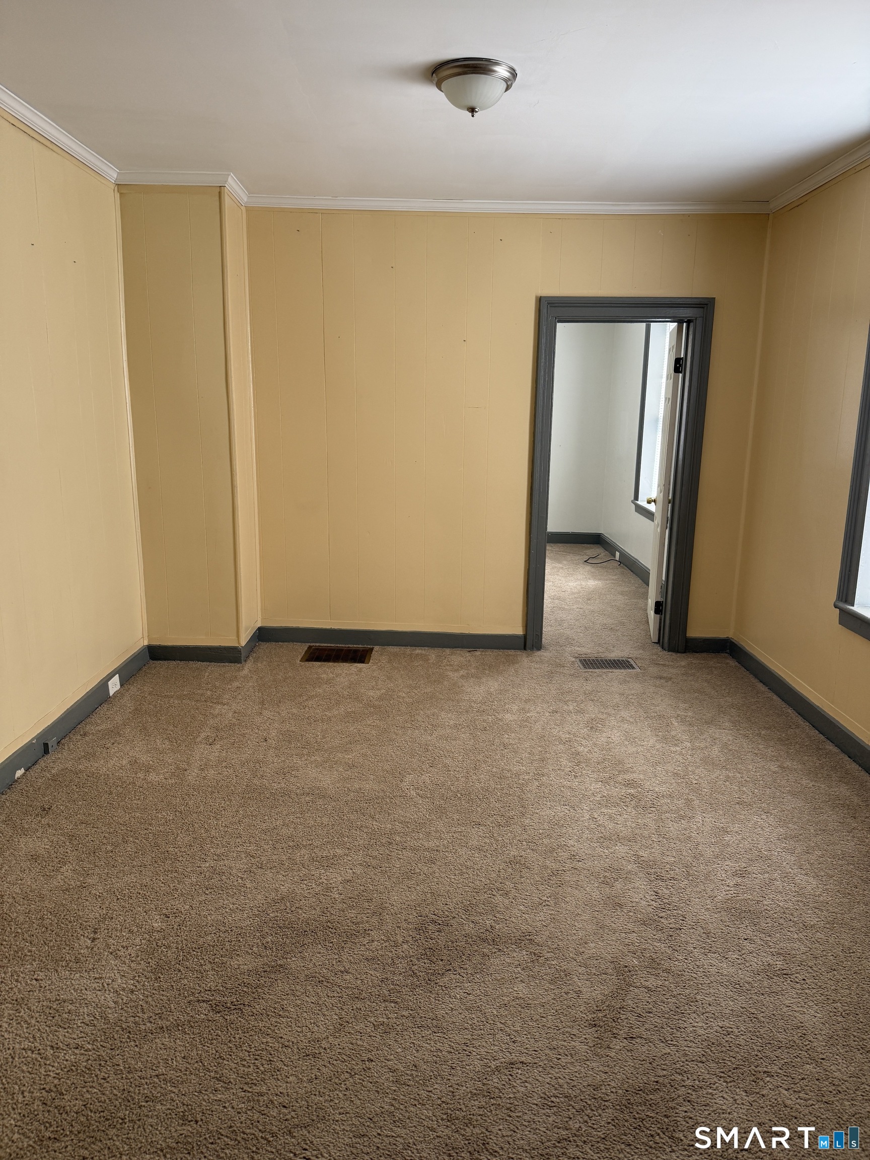 152 Scott Street Naugatuck, CT 06770 - Photo 6 of 7 an empty room with closet