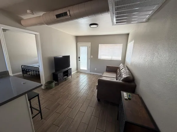 $1,100 | 4422 North Longview Avenue, Unit 1, Phoenix, AZ 85014