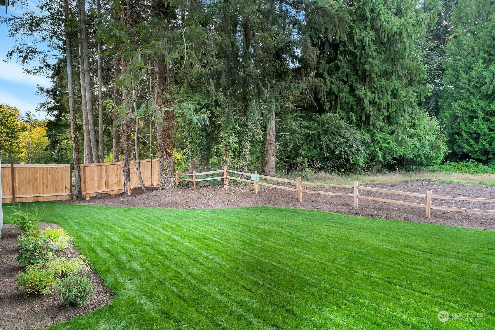 22328 Locust Way Brier, WA 98036 - Photo 29 of 33 Gallery Image 29