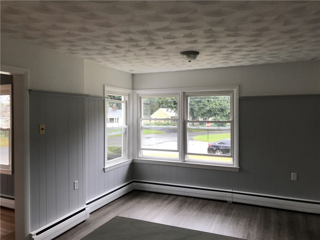 220 George Street Warwick, RI 02888 - Photo 8 of 30