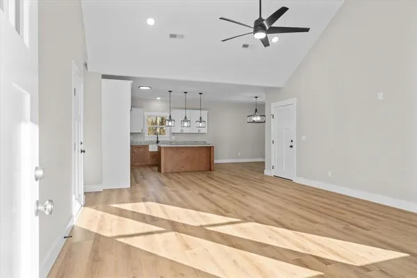 $384,900 | 162 Valley Point Drive Southeast, Dalton, GA 30721