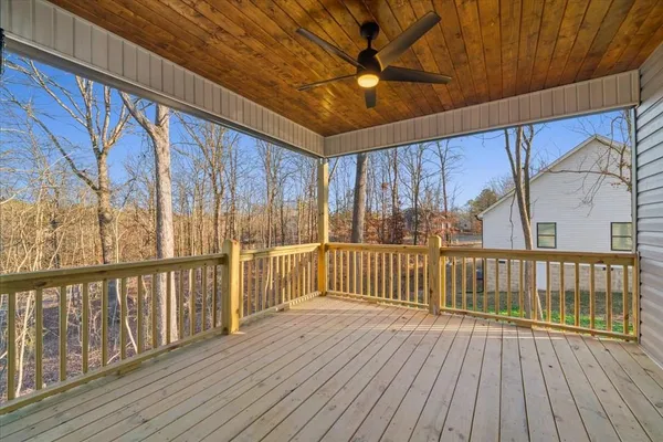 $384,900 | 162 Valley Point Drive Southeast, Dalton, GA 30721