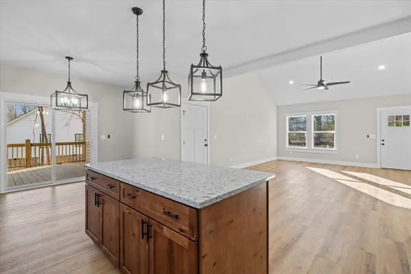 $384,900 | 162 Valley Point Drive Southeast, Dalton, GA 30721