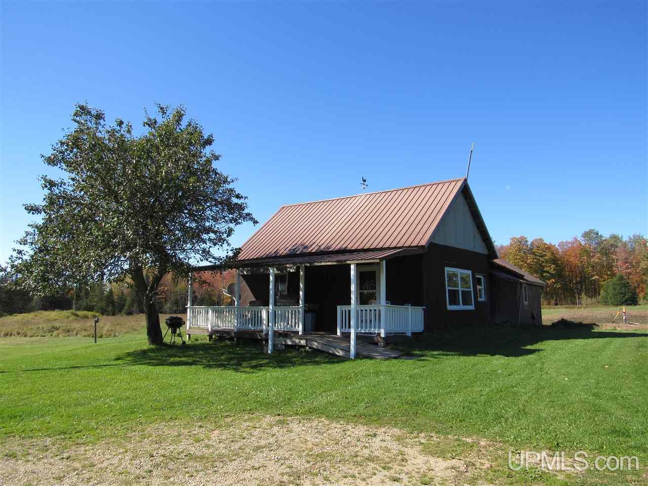 5226 Co Road Rock, MI 49880 - Photo 8 of 34