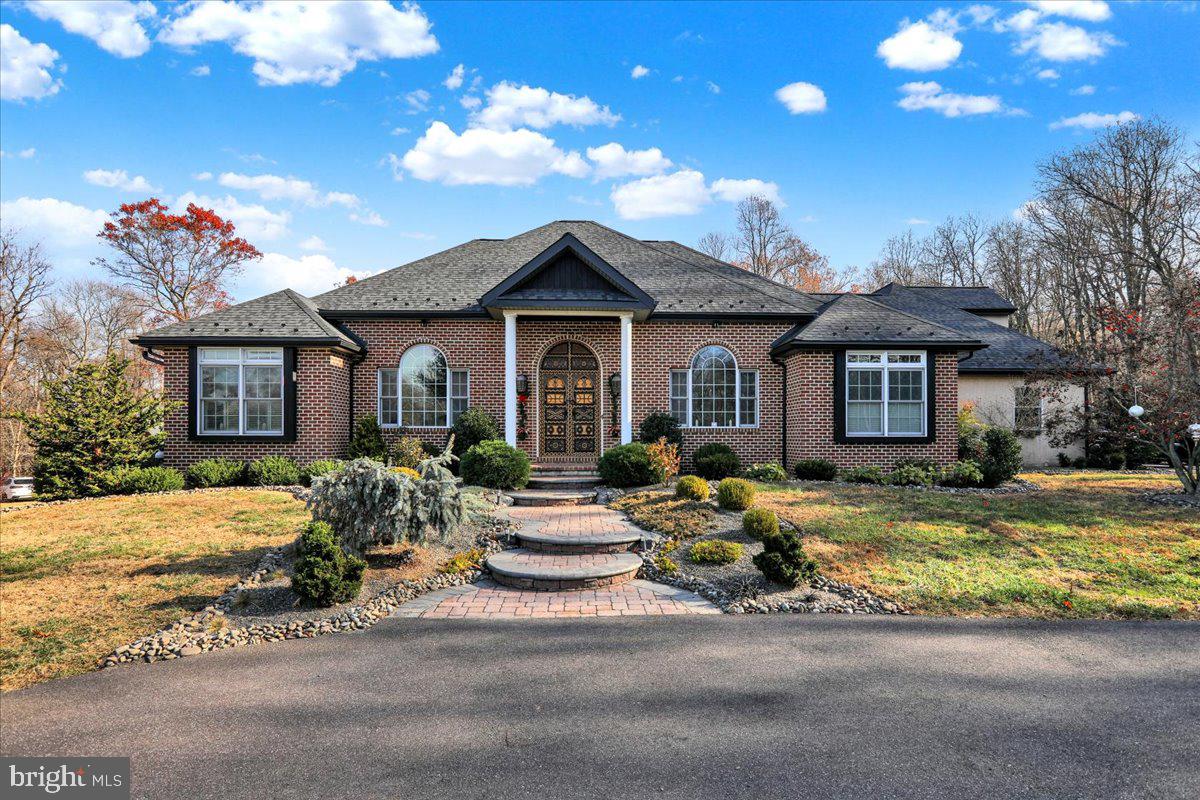 Front Entrance with Moroccan Doors
