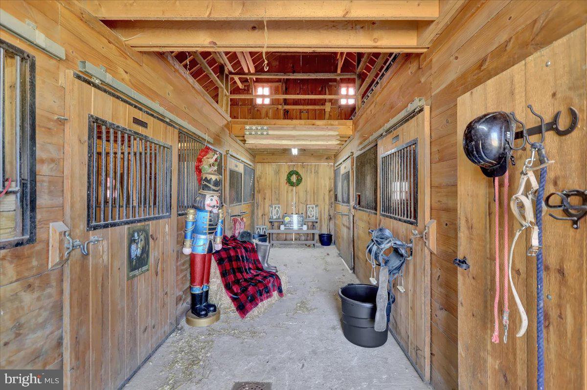 2880 Chestnut Hill Road Pottstown, PA 19465 - Photo 36 of 39 5 Stall Horse barn ready to board..