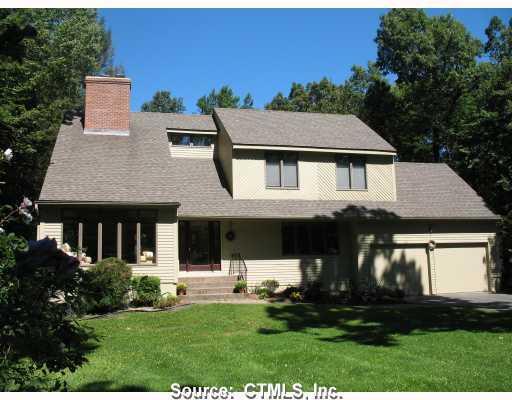 8 2 Buck Ring Burlington, CT 06013 - Photo 1 of 1