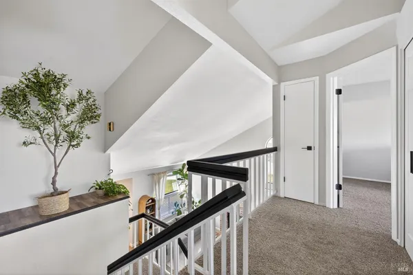 $799,999 | 207 Othello Court, Windsor, CA 95492