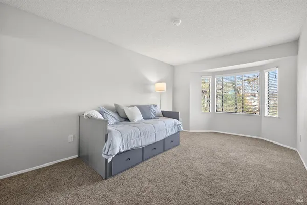 $799,999 | 207 Othello Court, Windsor, CA 95492