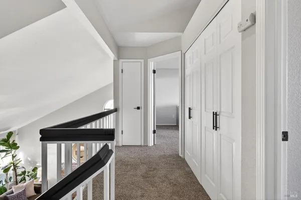 $799,999 | 207 Othello Court, Windsor, CA 95492