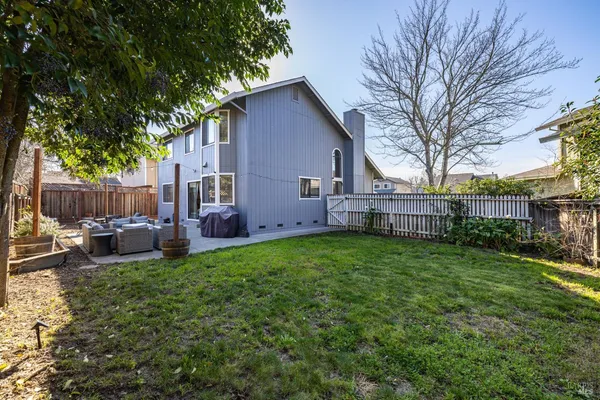 $799,999 | 207 Othello Court, Windsor, CA 95492