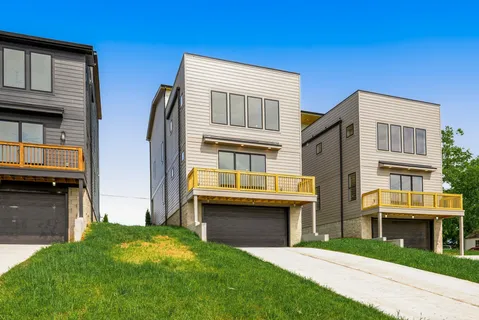 $899,000 | 2158 Summitt Avenue, Nashville, TN 37218