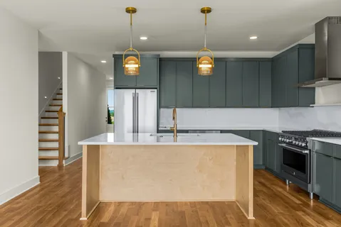$899,000 | 2158 Summitt Avenue, Nashville, TN 37218