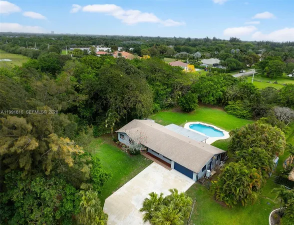 $1,070,000 | 2600 Southwest 154th Lane, Davie, FL 33331