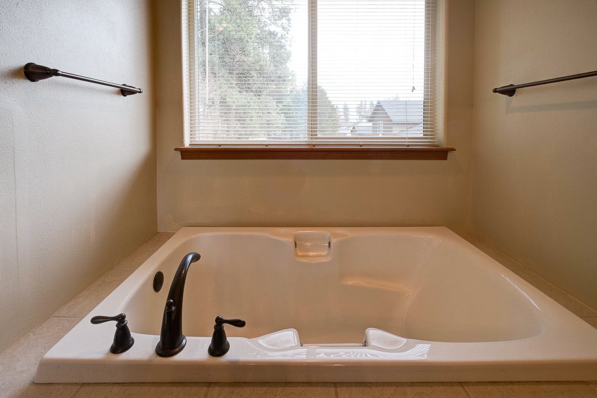 16824 North Mayfair Road Colbert, WA 99005 - Photo 9 of 20