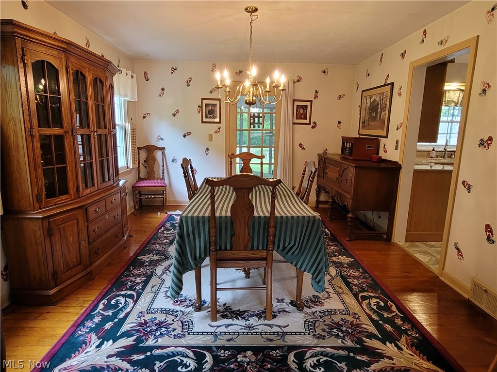 46545 Telegraph Road Amherst, OH 44001 - Photo 4 of 29 Gallery Image 4