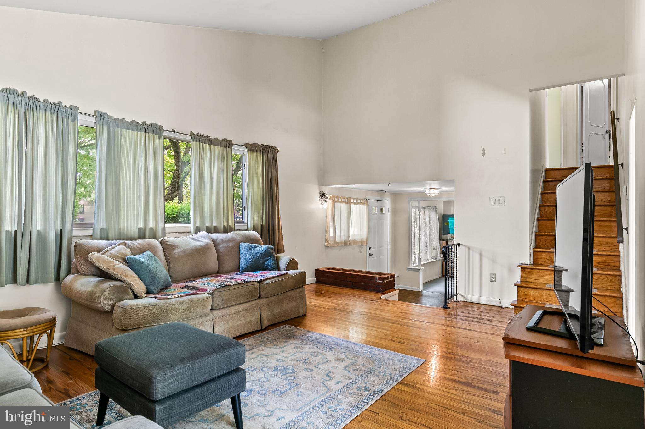 528 Beverly Drive Magnolia, NJ 08049 - Photo 8 of 11