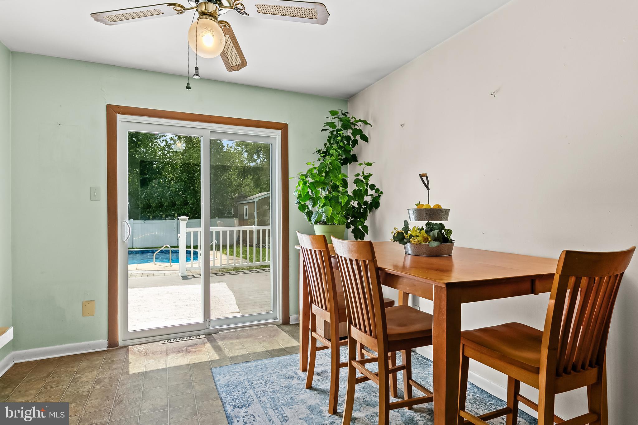 528 Beverly Drive Magnolia, NJ 08049 - Photo 9 of 11