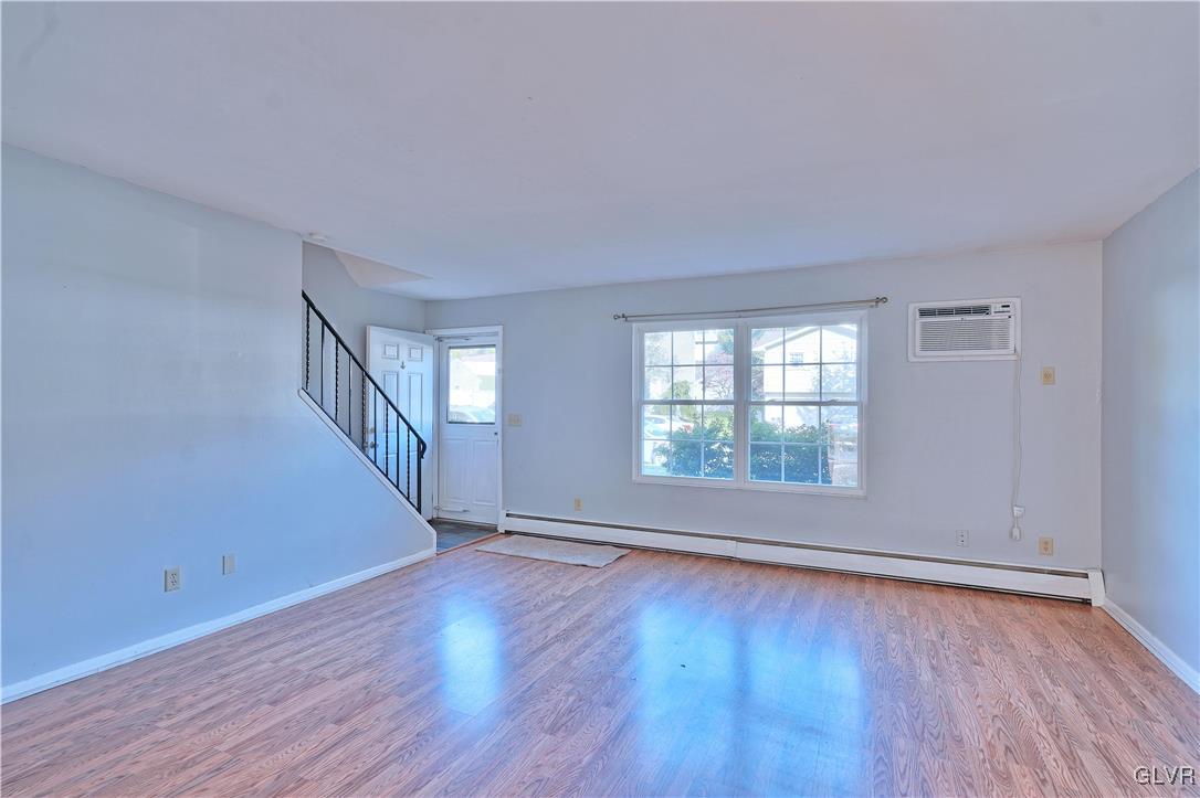 1347 Stanford Road Bethlehem, PA 18018 - Photo 4 of 23 Gallery Image 4