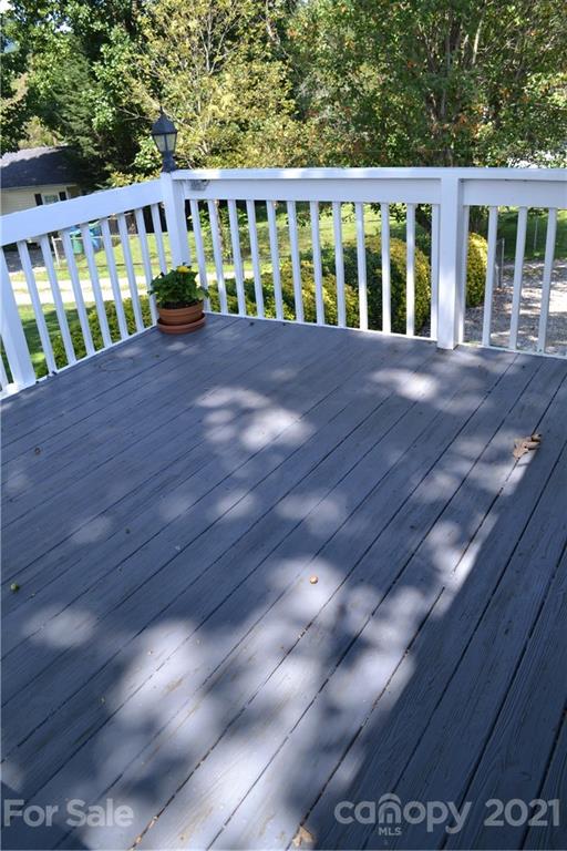 30 Edgewood Road Candler, NC 28715 - Photo 13 of 17 Gallery Image 13