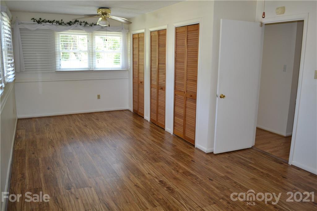 30 Edgewood Road Candler, NC 28715 - Photo 7 of 17 Gallery Image 7