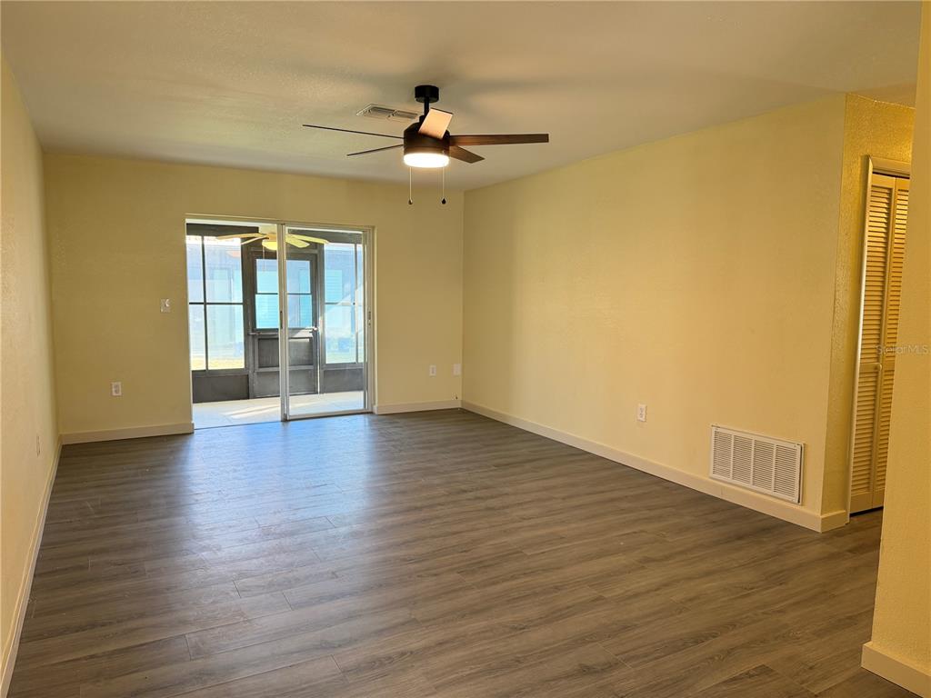9221 Repondo Place New Port Richey, FL 34655 - Photo 2 of 21