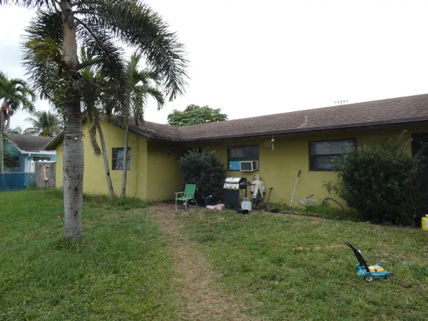 $385,000 | 6663 Rigger Road, Lake Worth, FL 33462