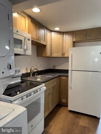 $1,500 | 6 North Main Street, Medford, NJ 08055