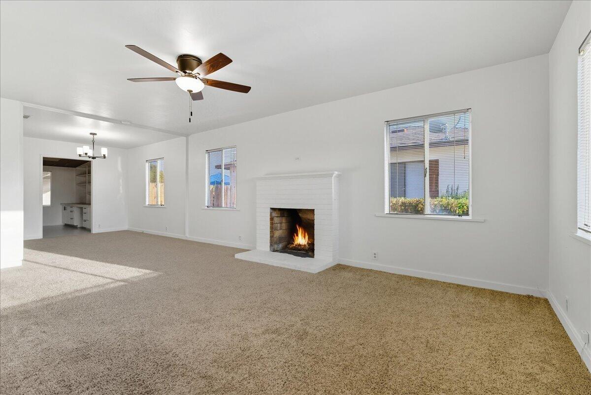 407 Channing Way Exeter, CA 93221 - Photo 3 of 26 08-06