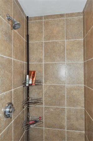 39 Cavanaugh Road Framingham, MA 01701 - Photo 16 of 28 Gallery Image 16